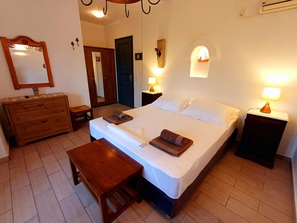Villa Del Mar Antiparos Exterior photo